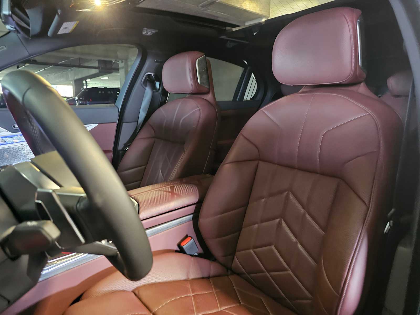 Thumbnail: 2025 BMW 7 Series - 8