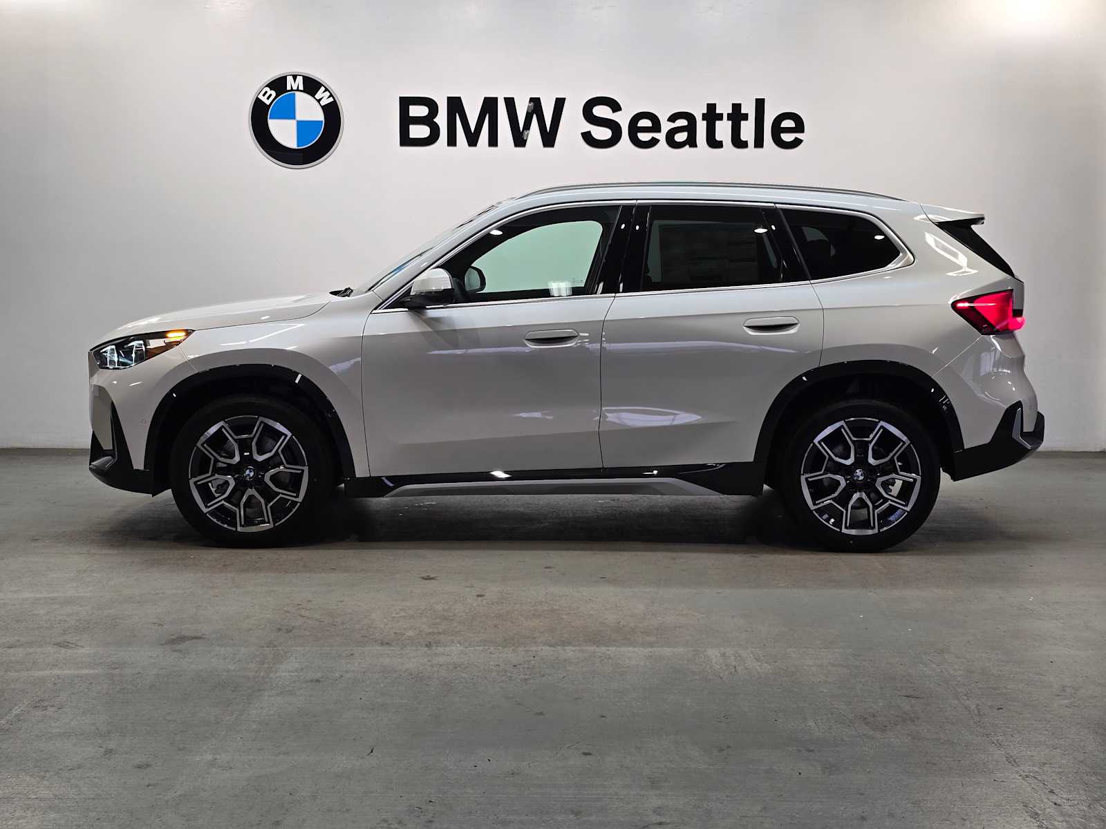 Thumbnail: 2026 BMW X1 - 3