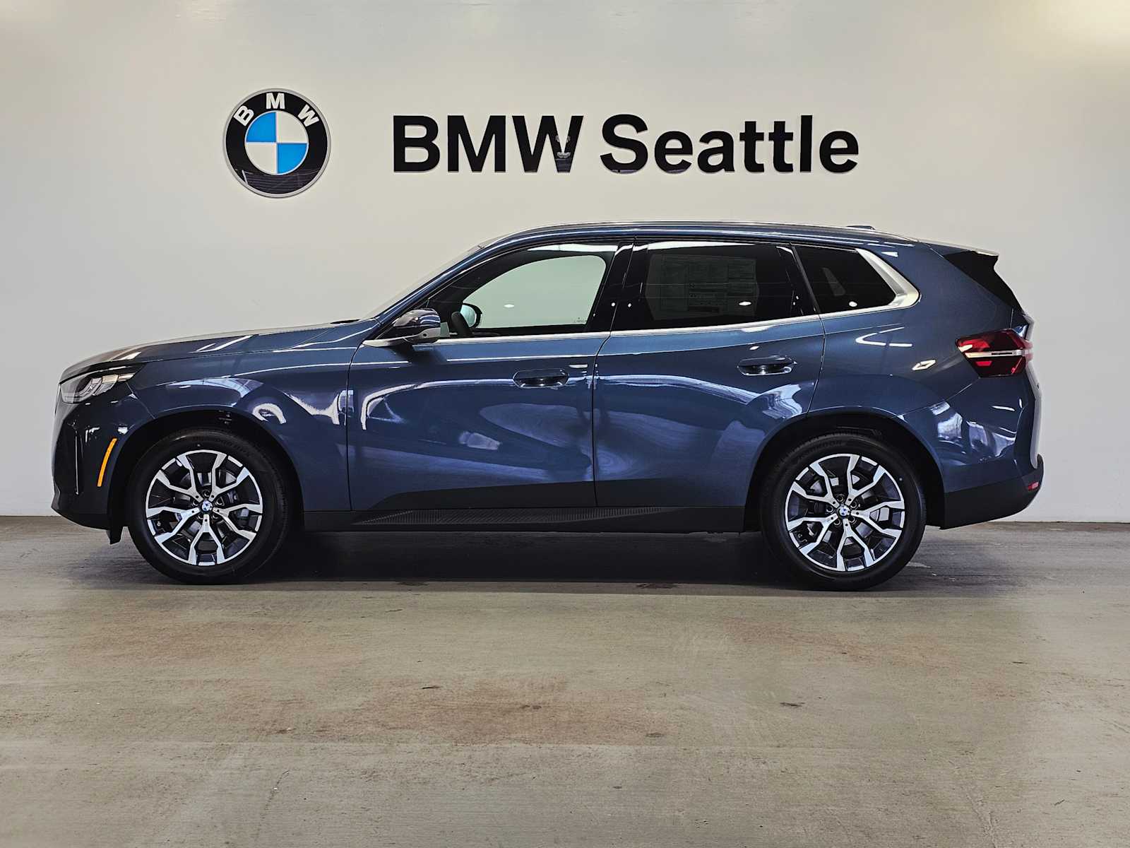 Thumbnail: 2026 BMW X3 - 3