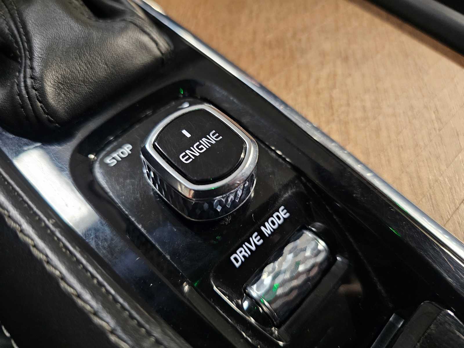 Thumbnail: 2016 Volvo XC90 - 22