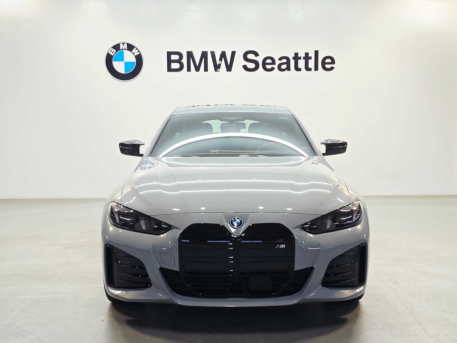 Thumbnail: 2025 BMW i4 - 6