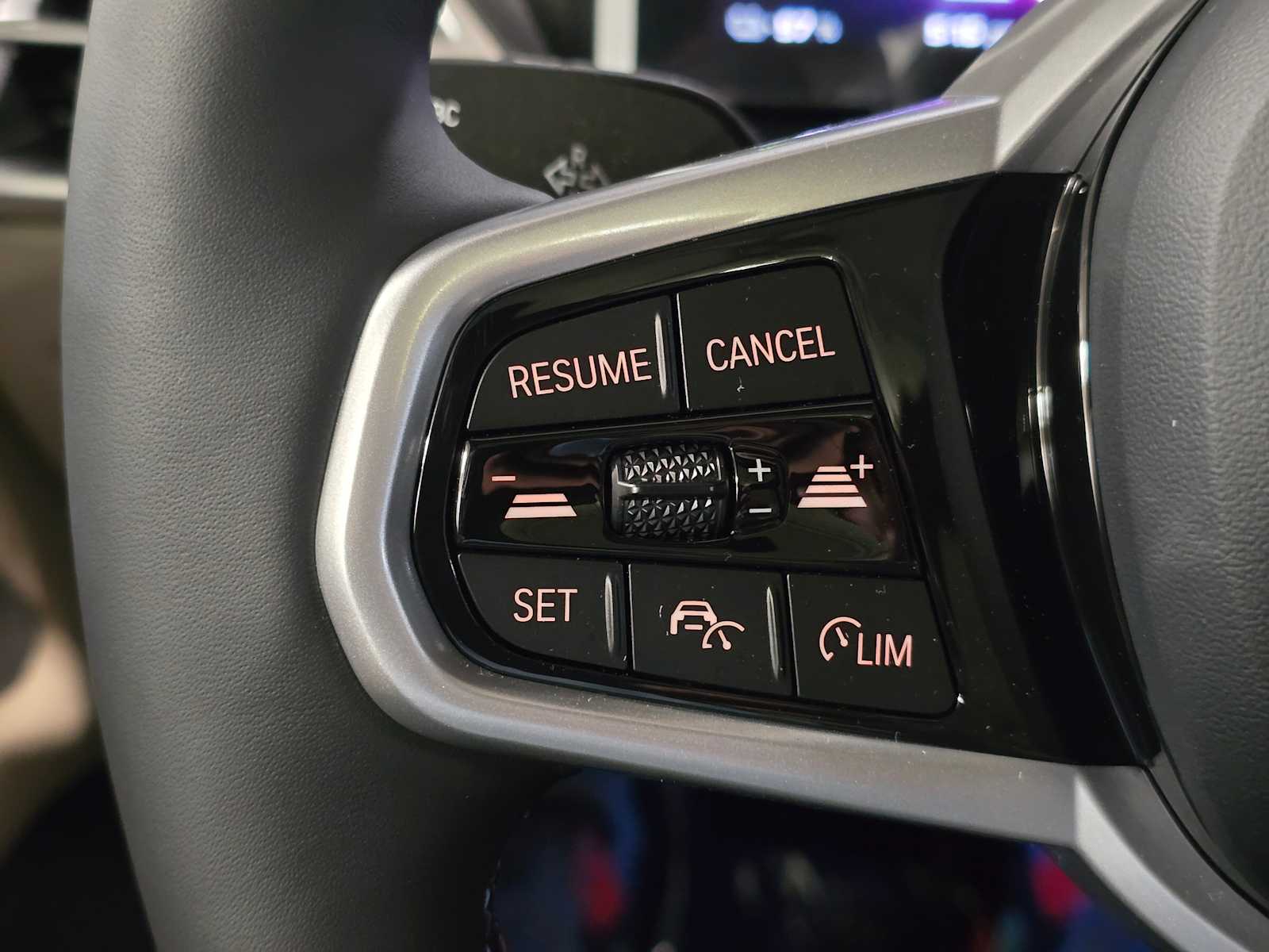 Thumbnail: 2025 BMW i4 - 21