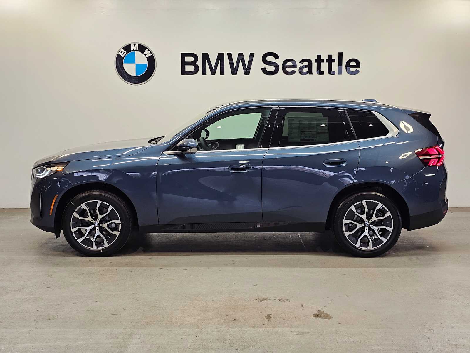 Thumbnail: 2026 BMW X3 - 3