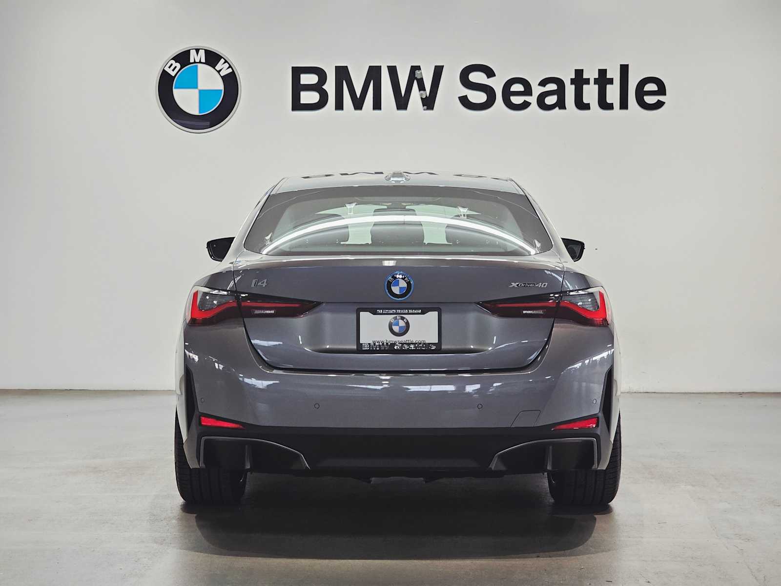 Thumbnail: 2025 BMW i4 - 5