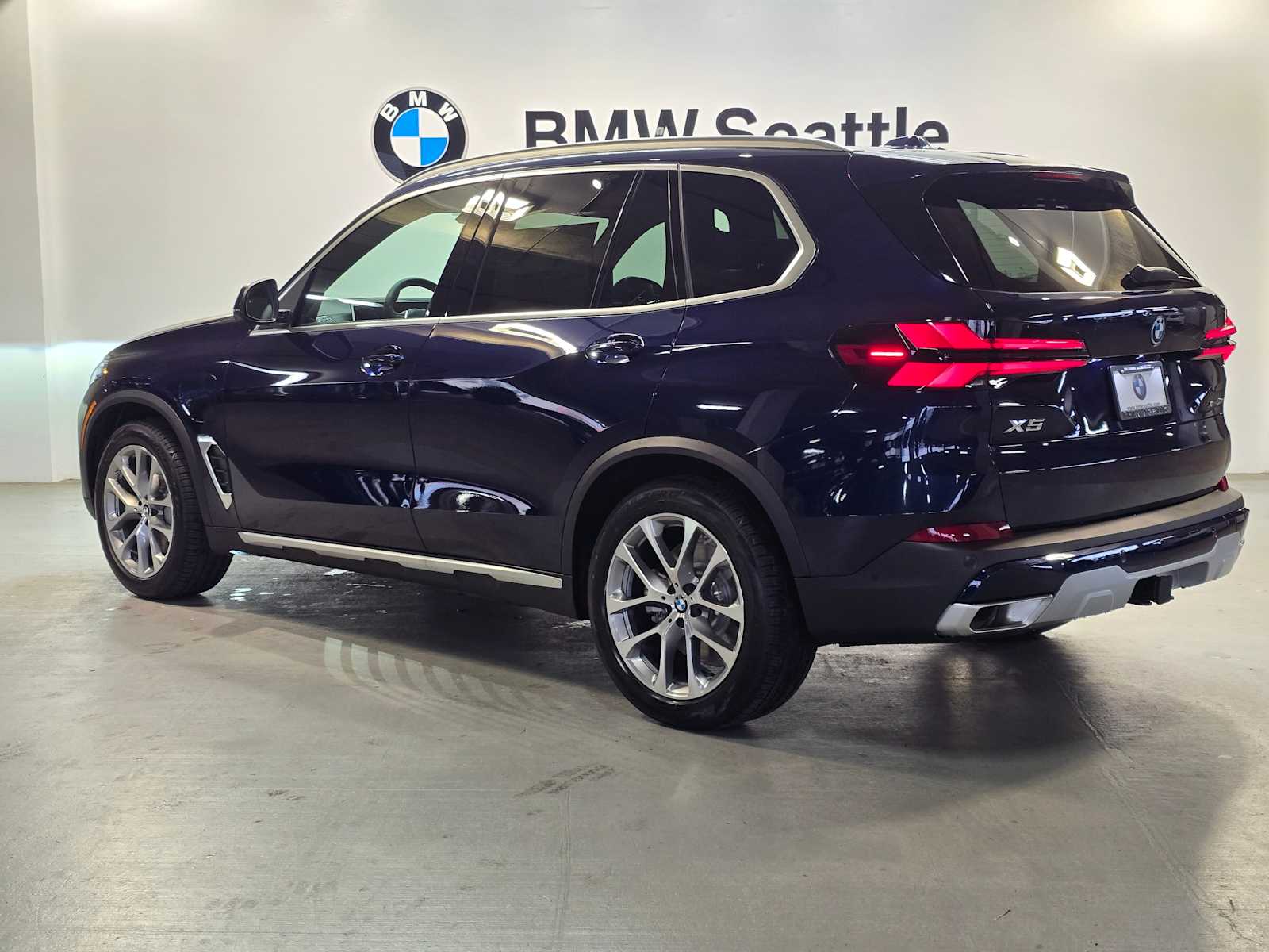 Thumbnail: 2026 BMW X5 - 4