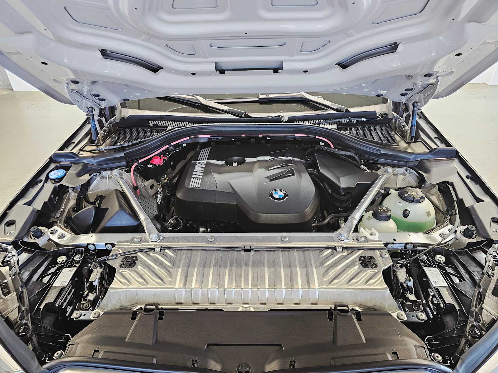 Thumbnail: 2025 BMW X3 - 9