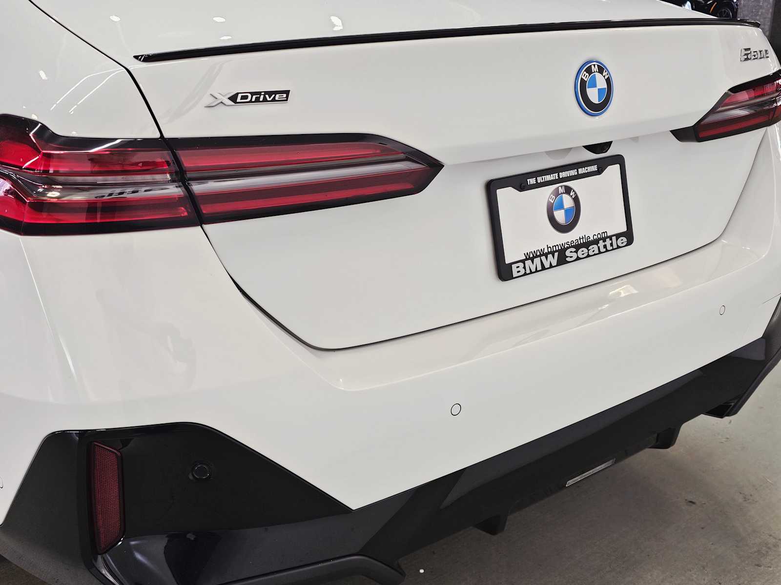 Thumbnail: 2026 BMW 5 Series - 7