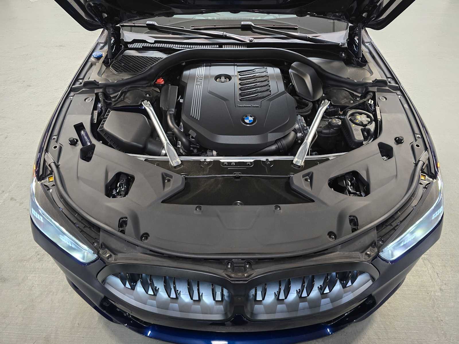 Thumbnail: 2026 BMW 8 Series - 9
