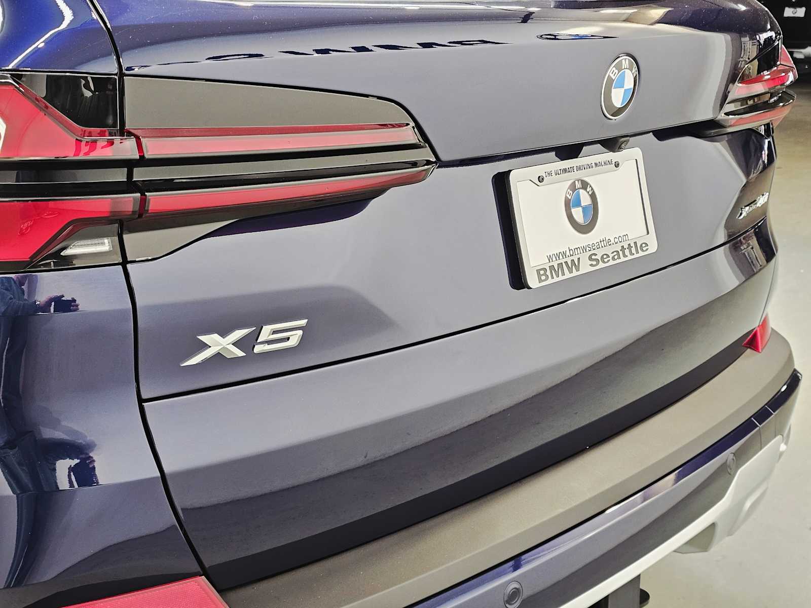 Thumbnail: 2026 BMW X5 - 7