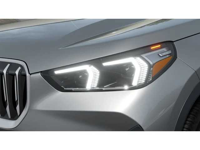 Thumbnail: 2026 BMW X1 - 6