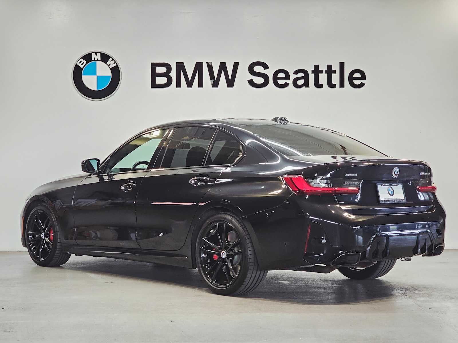 Thumbnail: 2023 BMW 3 Series - 4