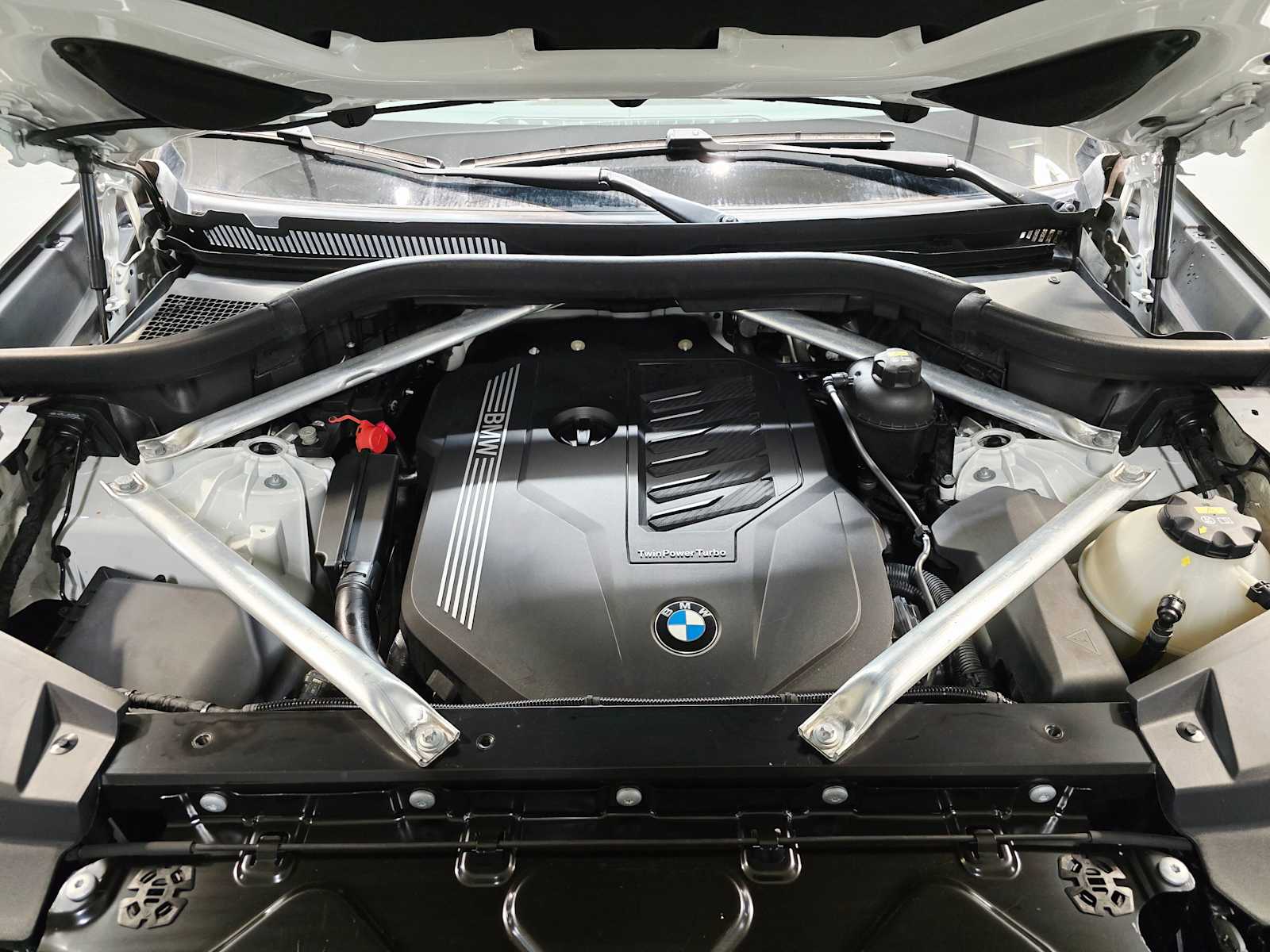 Thumbnail: 2020 BMW X5 - 9