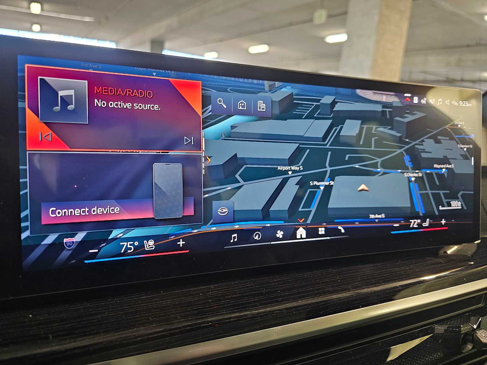 Thumbnail: 2026 BMW X5 - 15