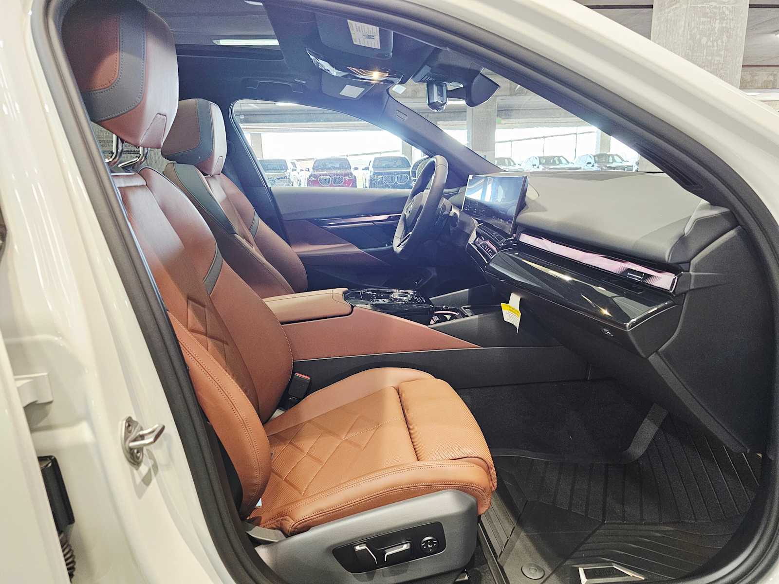 Thumbnail: 2026 BMW 5 Series - 28