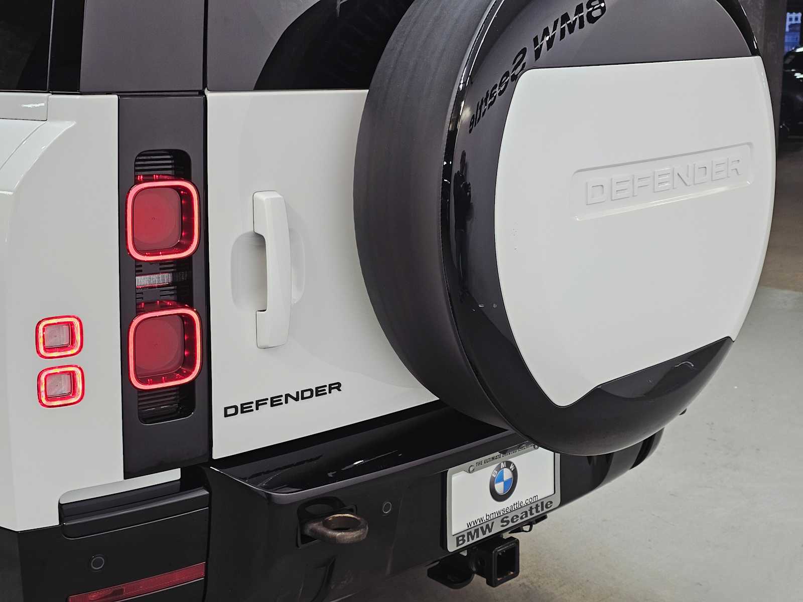 Thumbnail: 2024 Land Rover Defender - 7