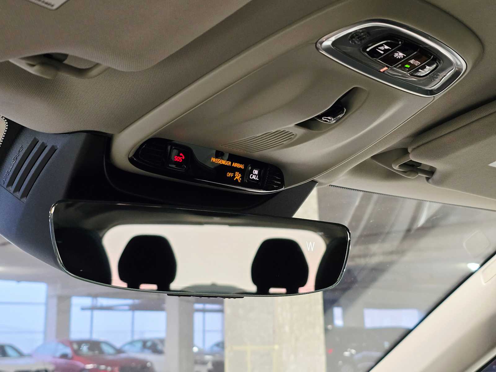 Thumbnail: 2017 Volvo XC90 - 17