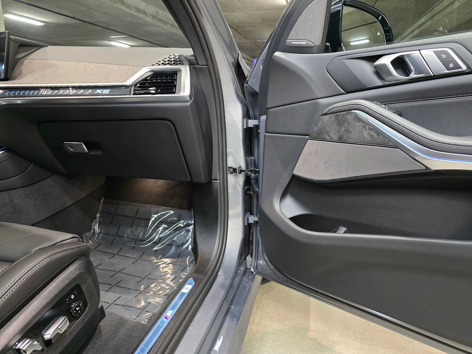 Thumbnail: 2026 BMW X5 - 31