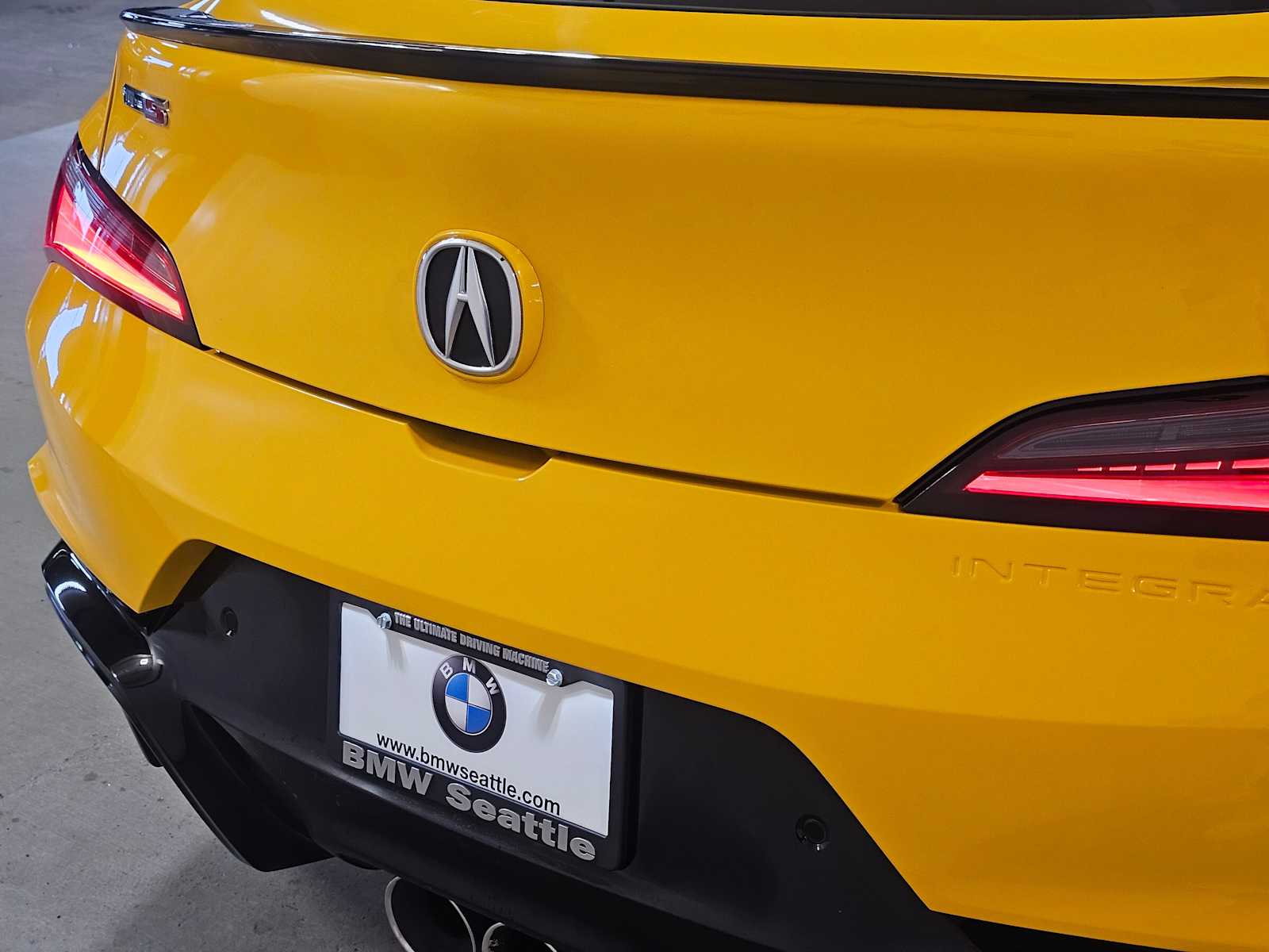 Thumbnail: 2025 Acura Integra - 7