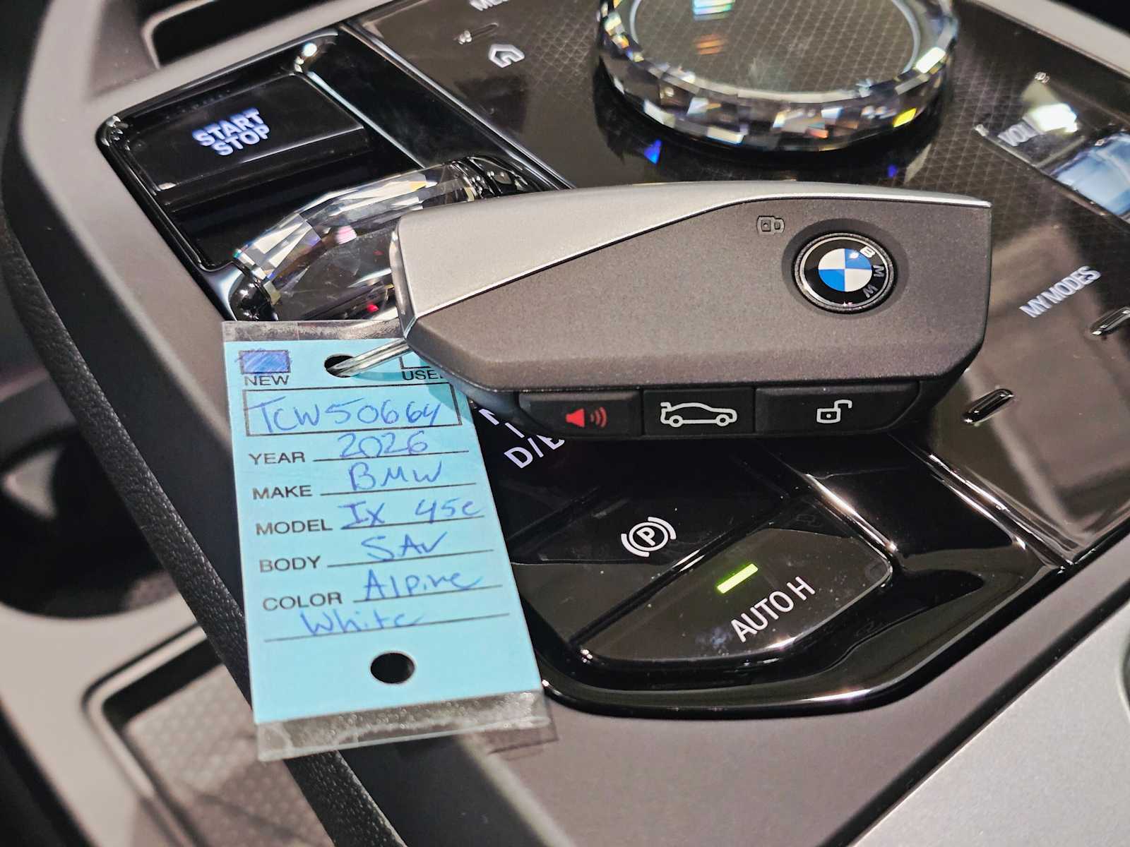 Thumbnail: 2026 BMW iX - 30