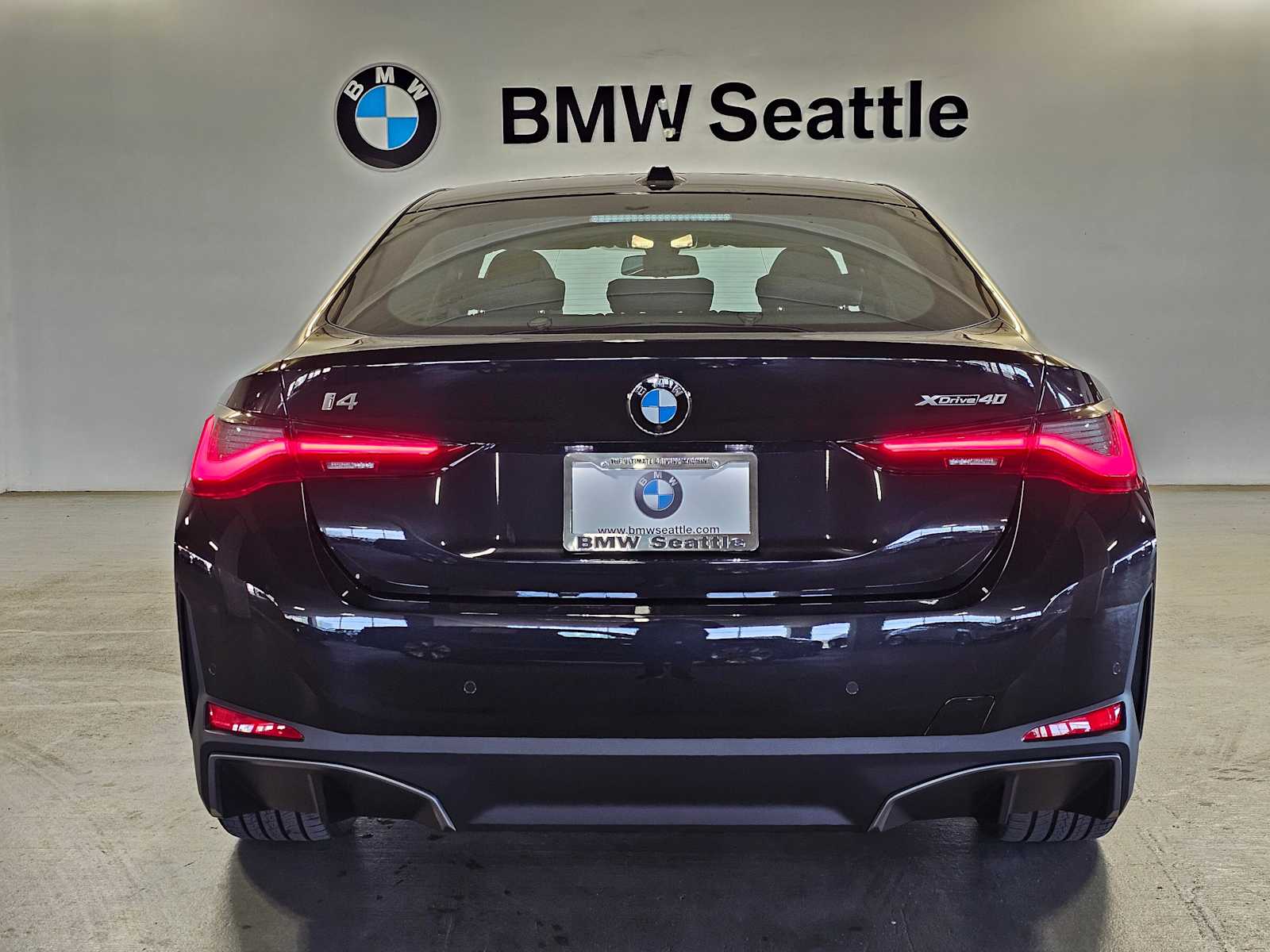 Thumbnail: 2026 BMW i4 - 5