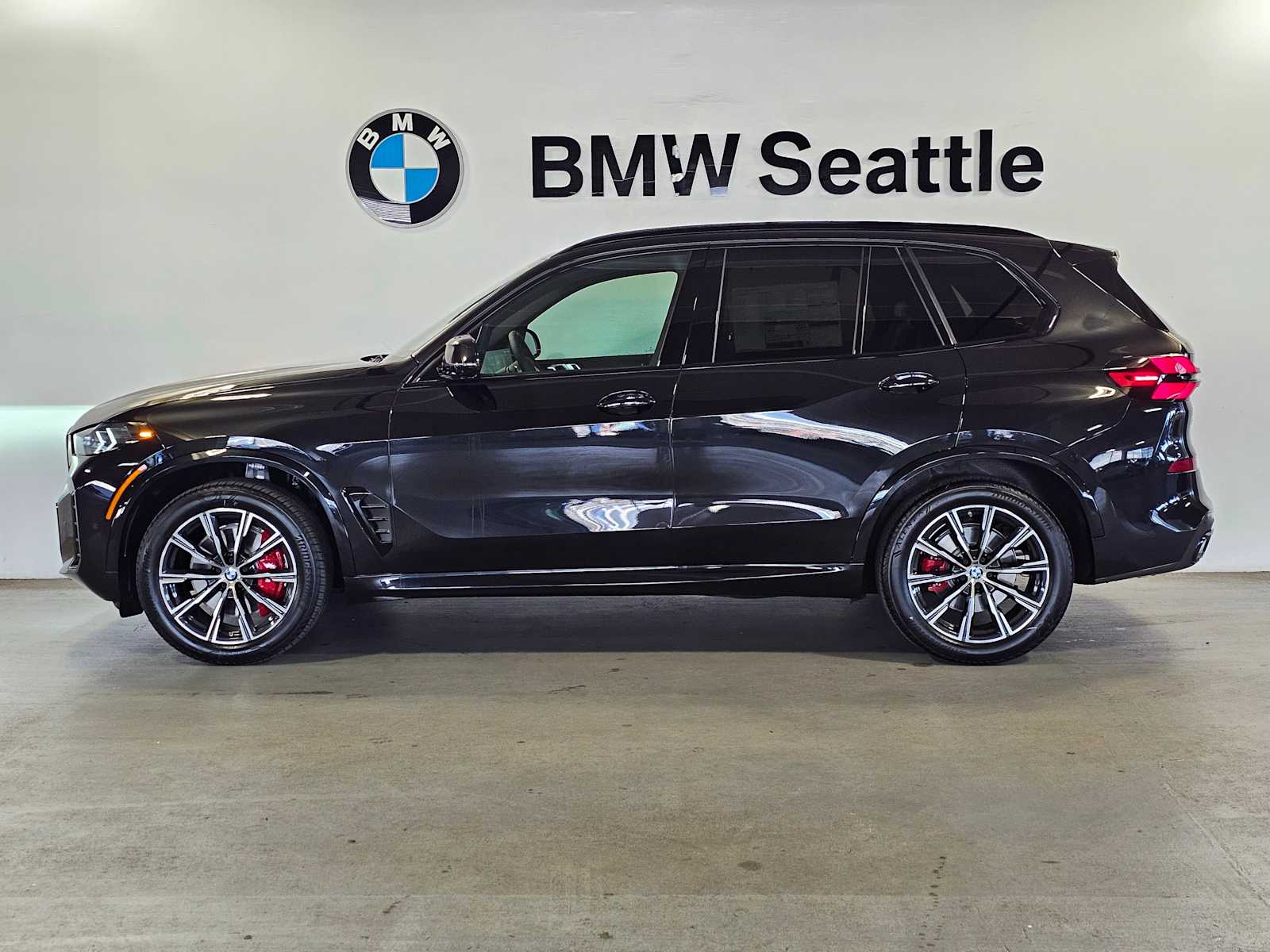 Thumbnail: 2026 BMW X5 - 3