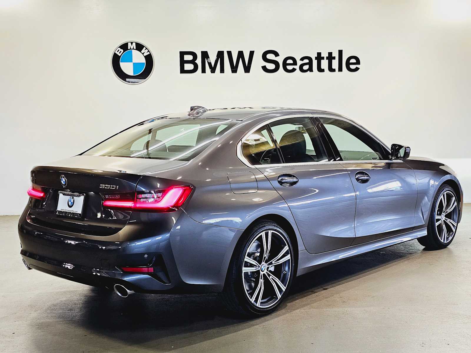 2020 BMW 3 Series 330i xDrive 5