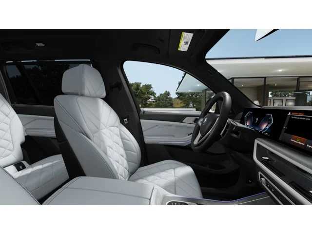 Thumbnail: 2027 BMW X7 - 9