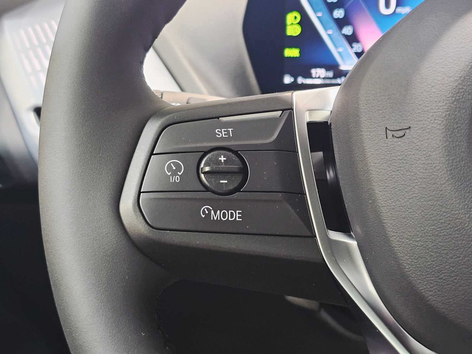 Thumbnail: 2025 BMW 2 Series - 12