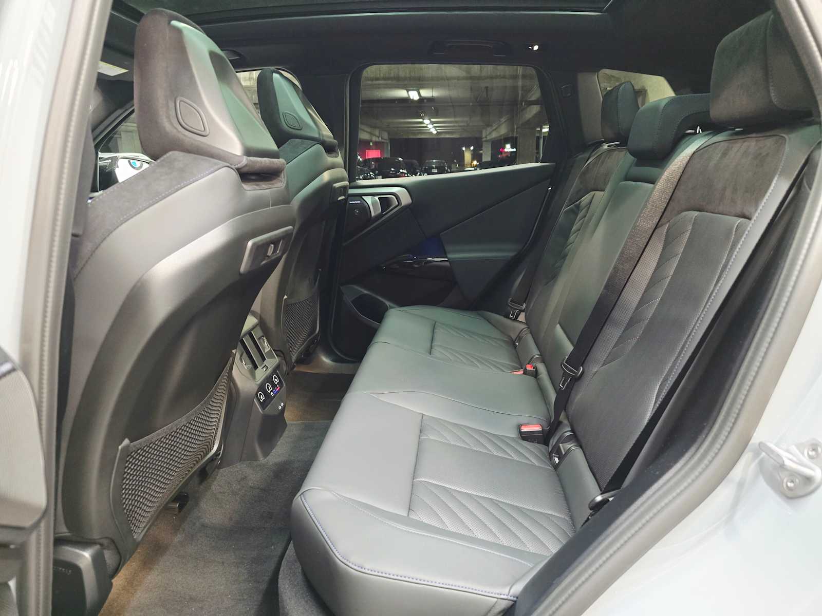 Thumbnail: 2026 BMW X3 - 24