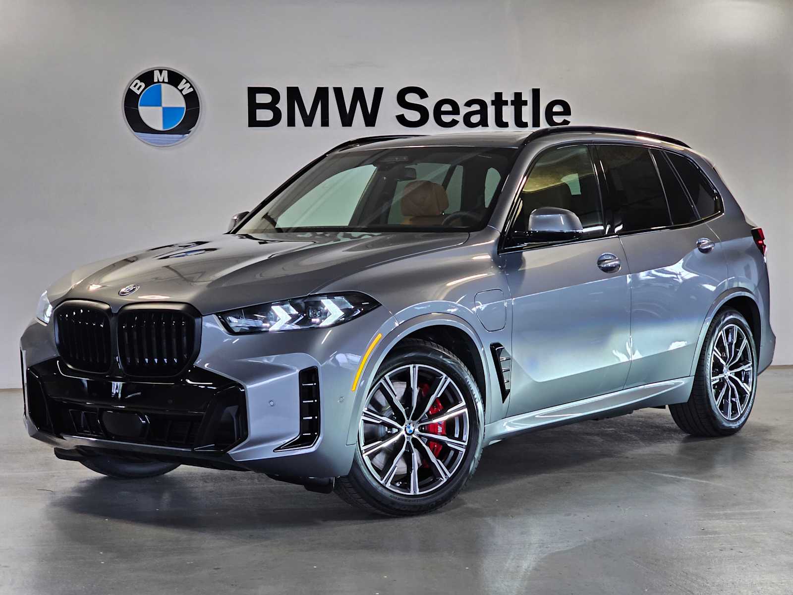 Thumbnail: 2026 BMW X5 - 1