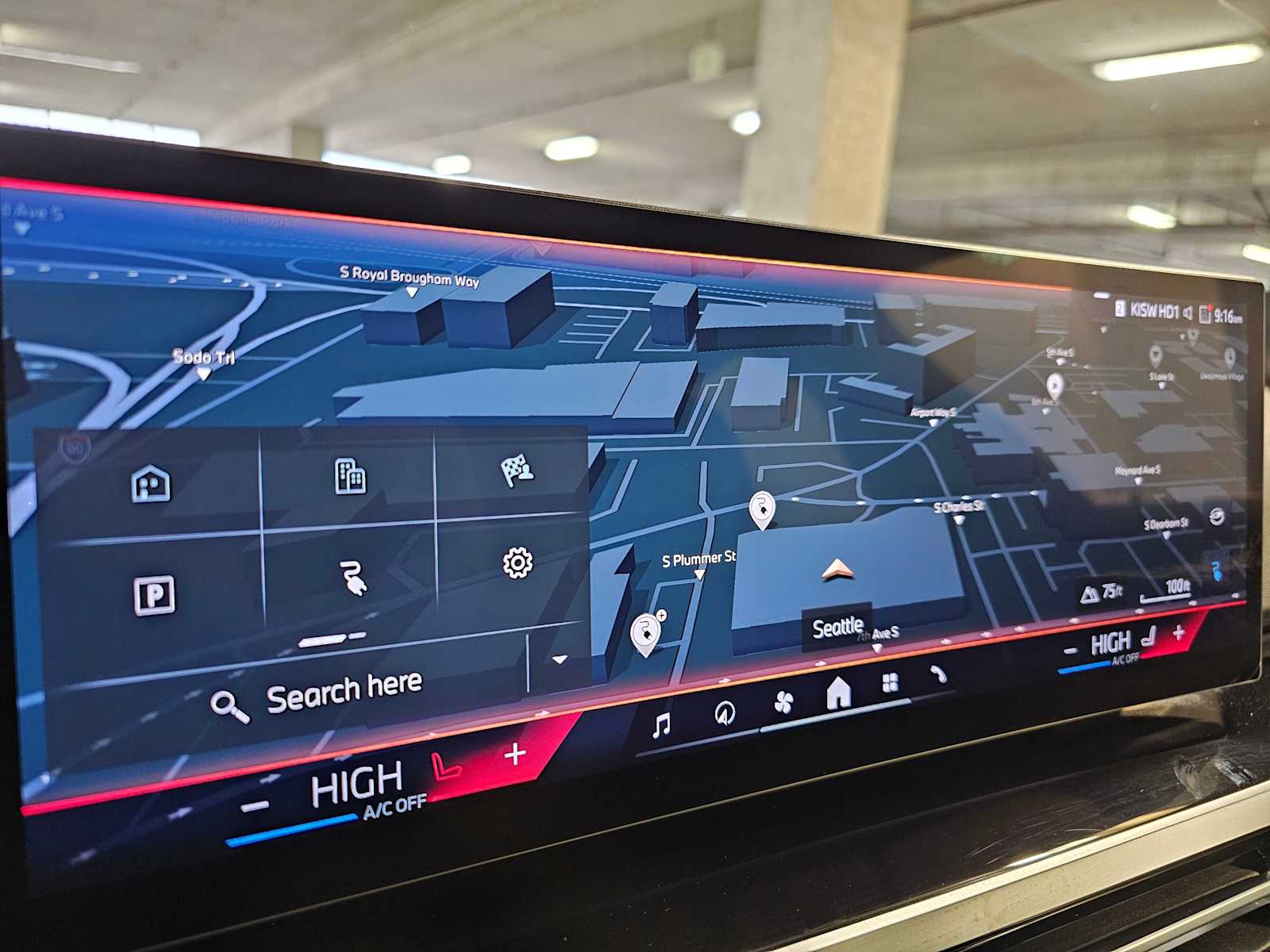 Thumbnail: 2024 BMW i4 - 16