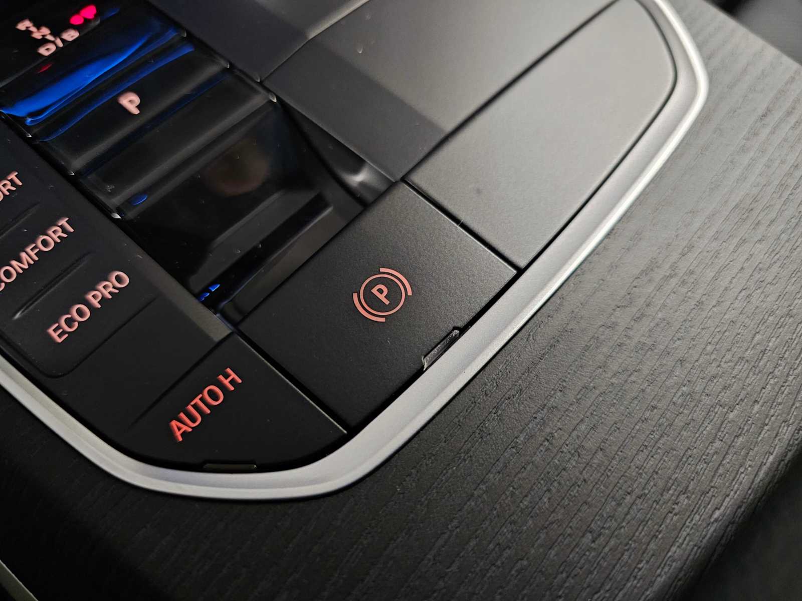 Thumbnail: 2026 BMW i4 - 23