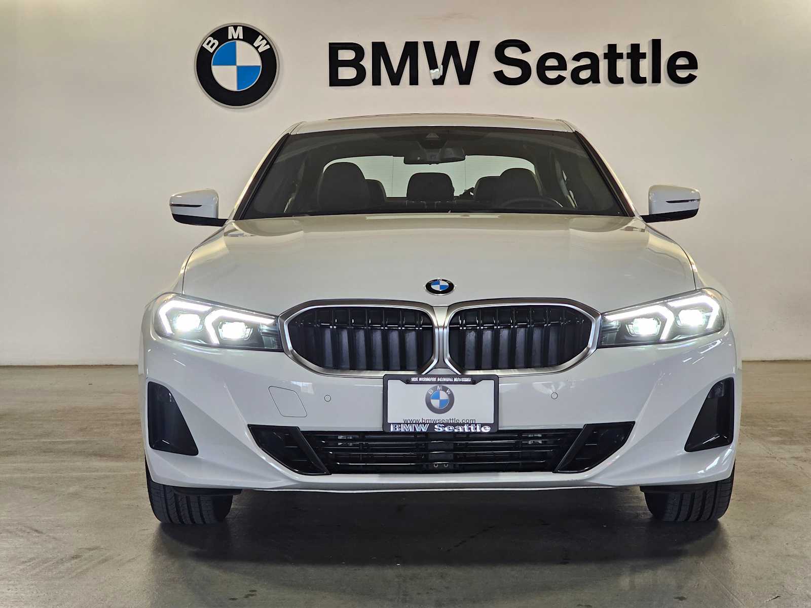 Thumbnail: 2025 BMW 3 Series - 6