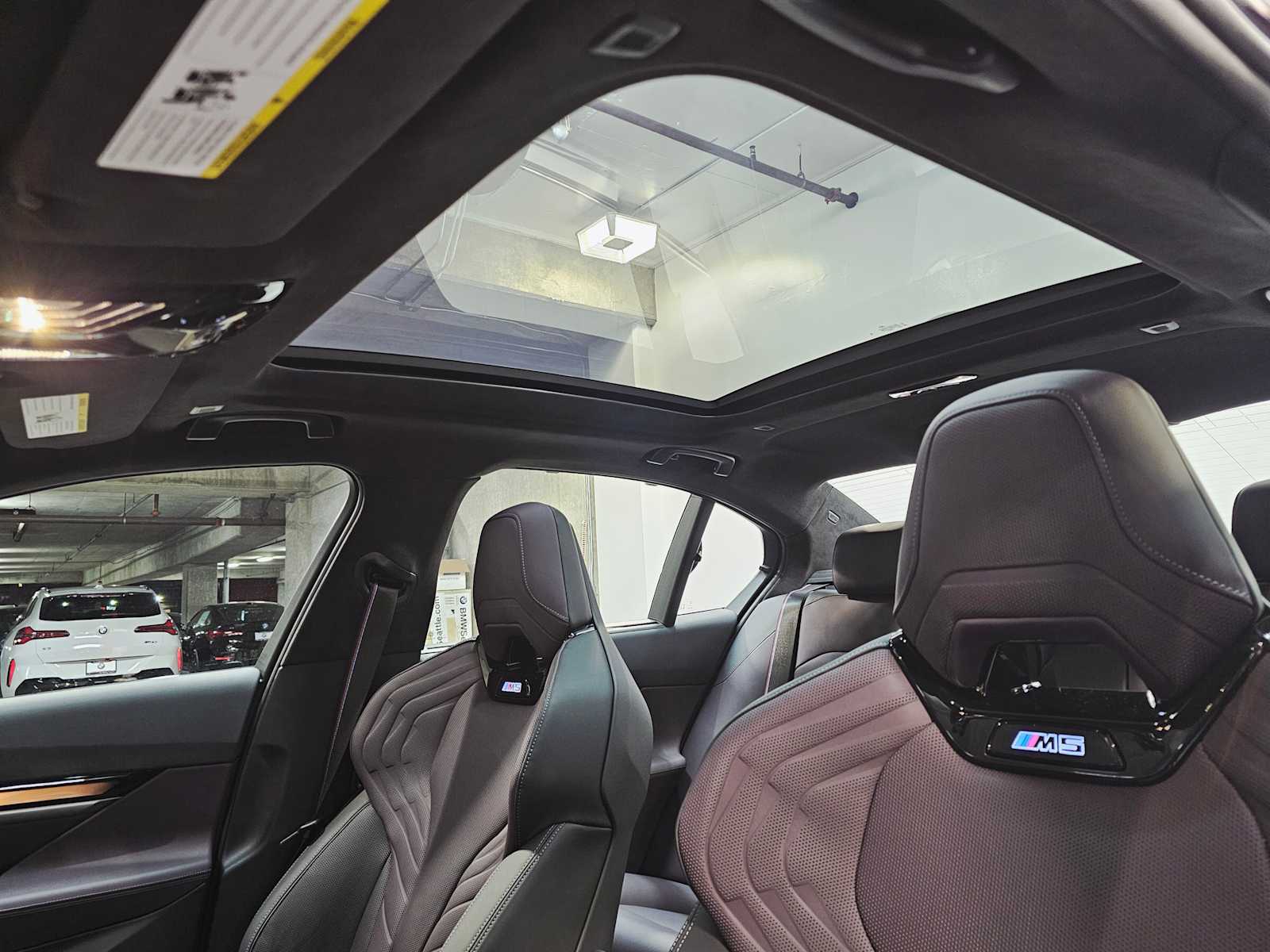 Thumbnail: 2026 BMW M5 - 24