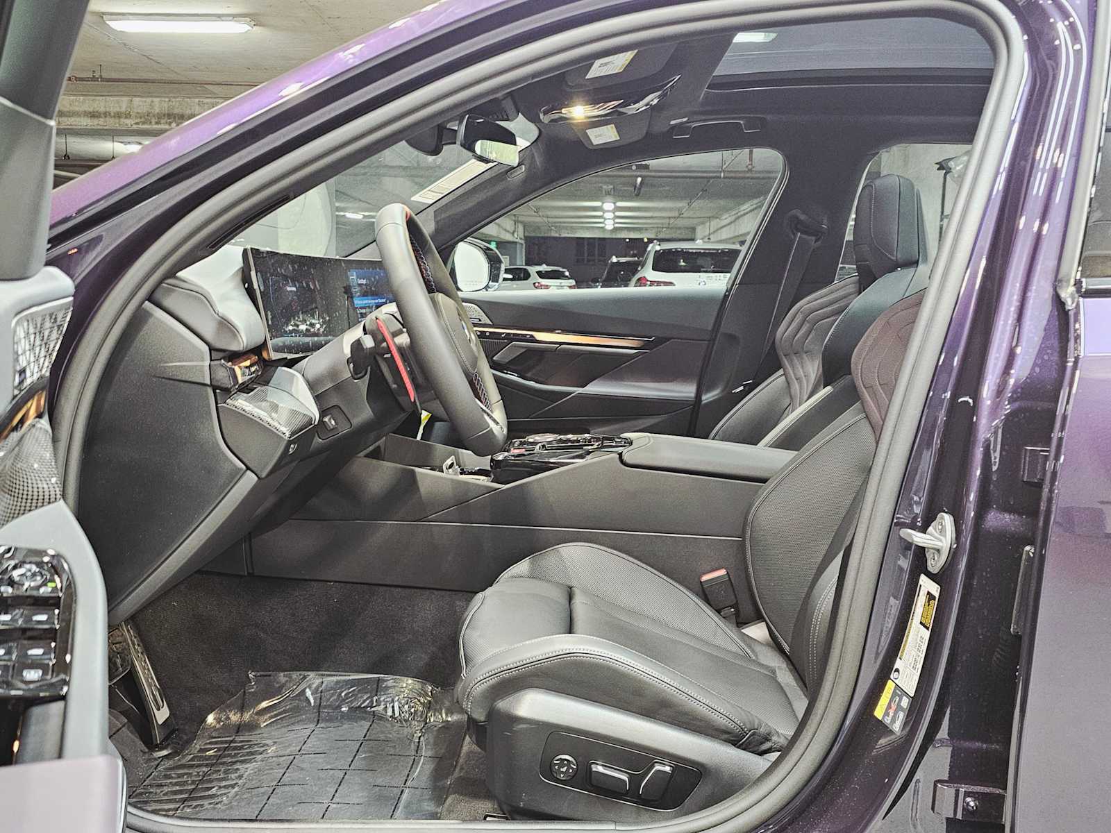 Thumbnail: 2026 BMW M5 - 23