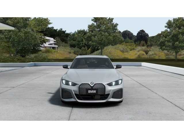 Thumbnail: 2026 BMW i4 - 3