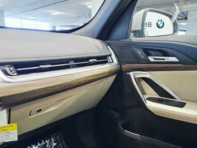 Thumbnail: 2025 BMW X1 - 20