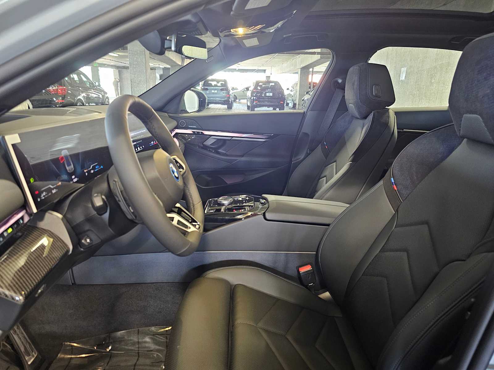 Thumbnail: 2026 BMW 5 Series - 29