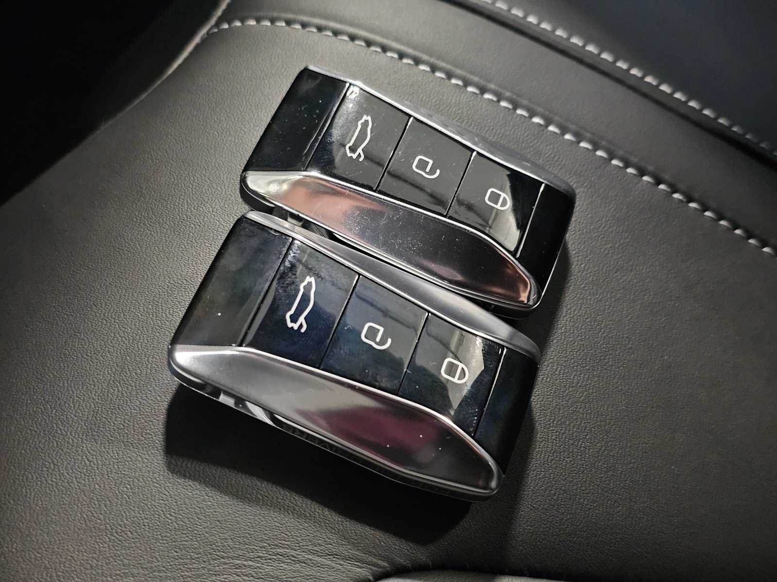 Thumbnail: 2024 Lotus Emira - 34