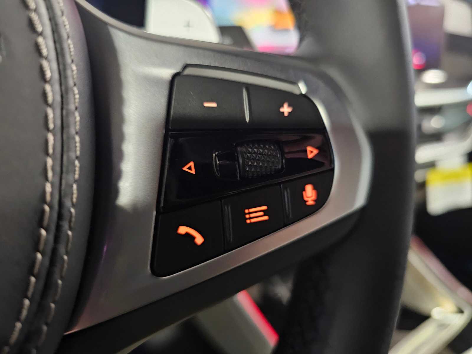 Thumbnail: 2026 BMW X5 - 15