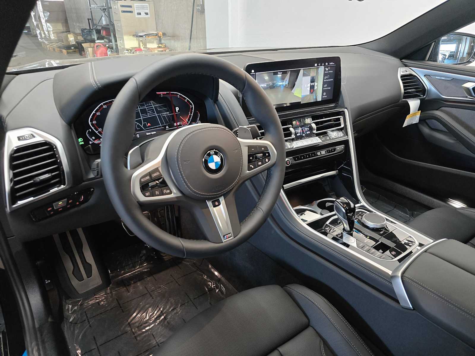 Thumbnail: 2026 BMW 8 Series - 2