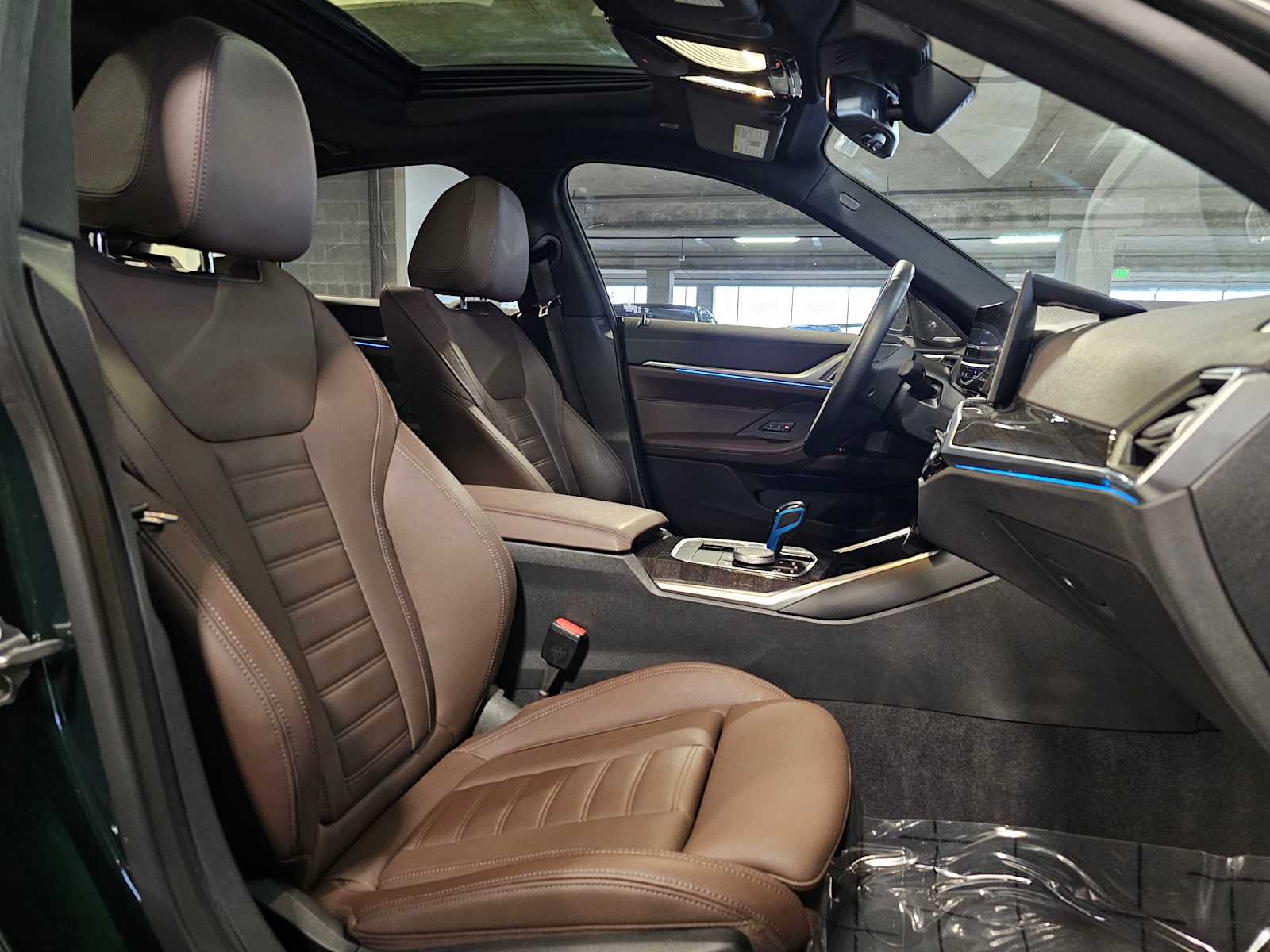 Thumbnail: 2023 BMW i4 - 40