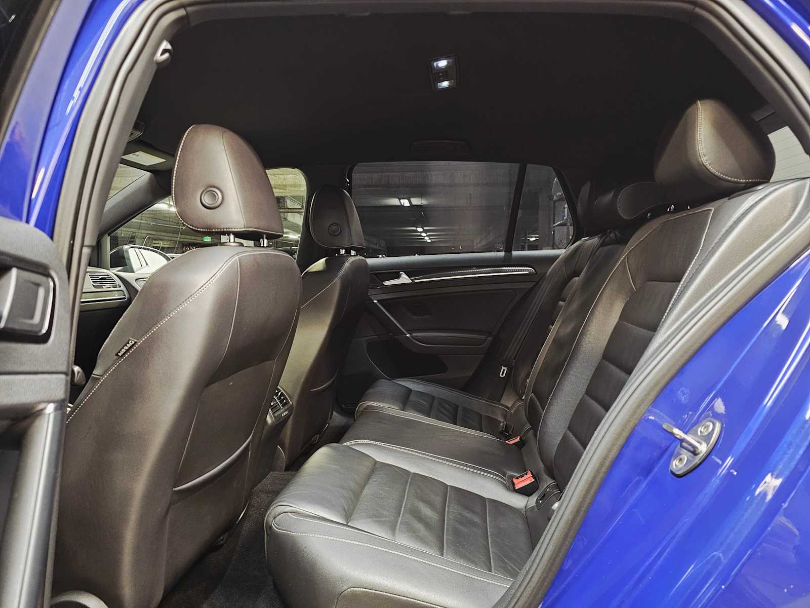 Thumbnail: 2015 Volkswagen Golf - 22