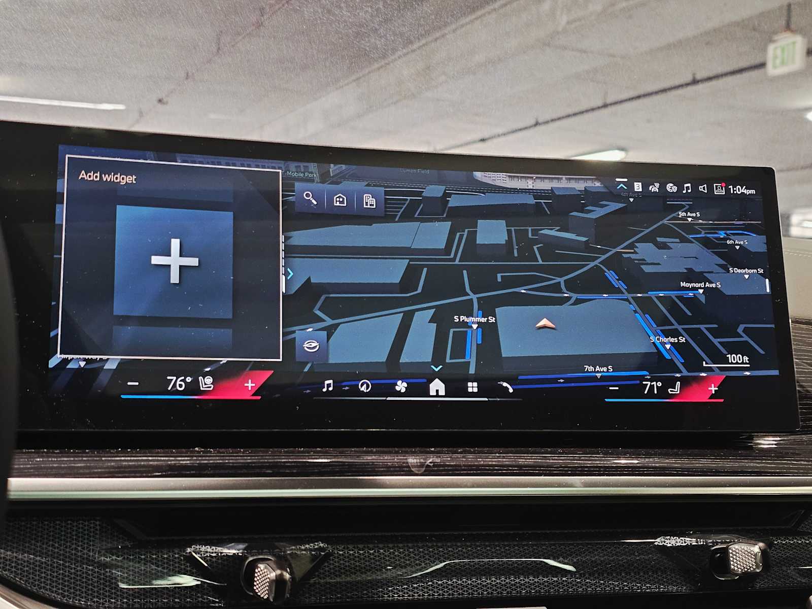 Thumbnail: 2026 BMW X7 - 14