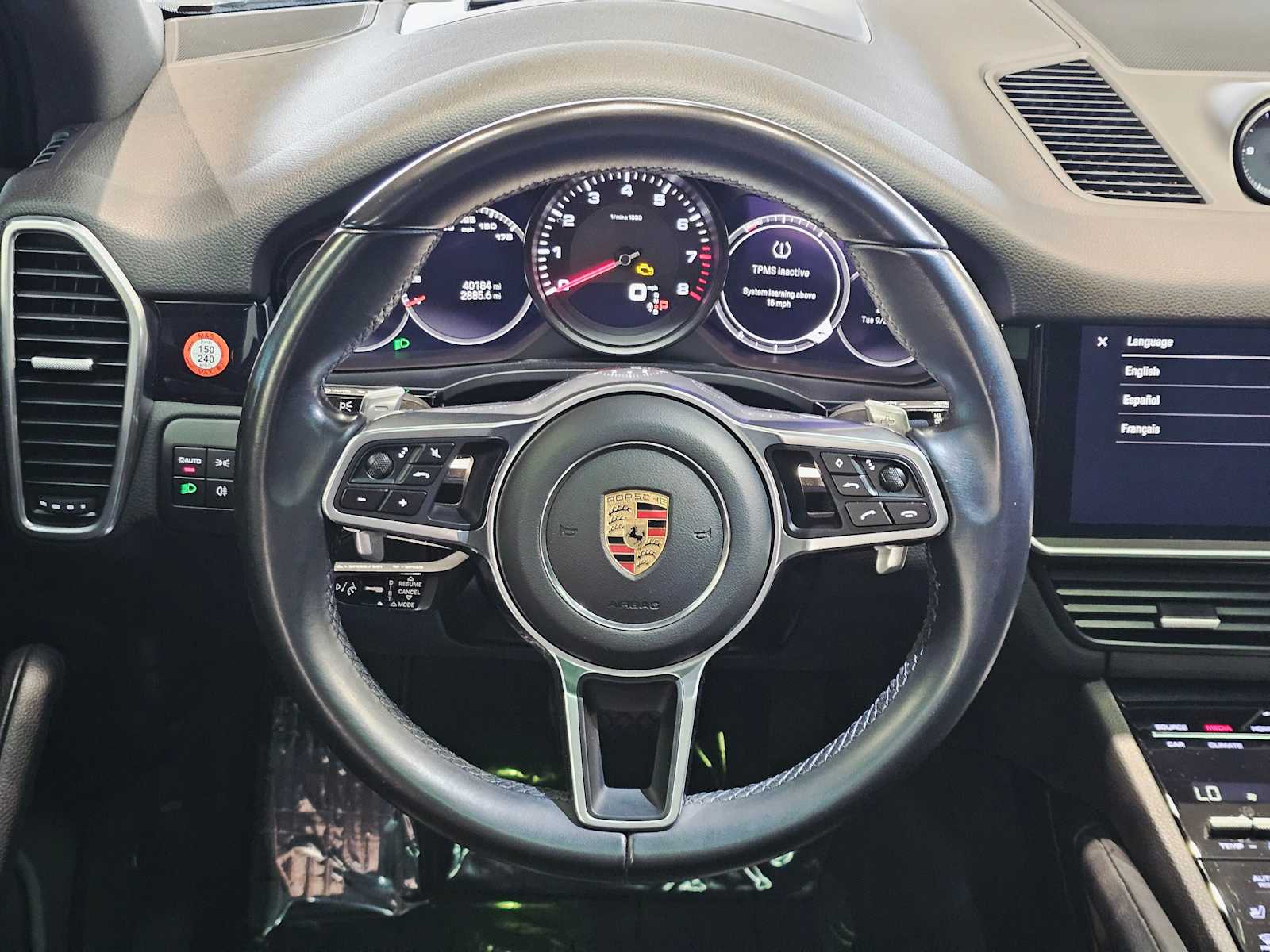 Thumbnail: 2023 Porsche Cayenne - 11