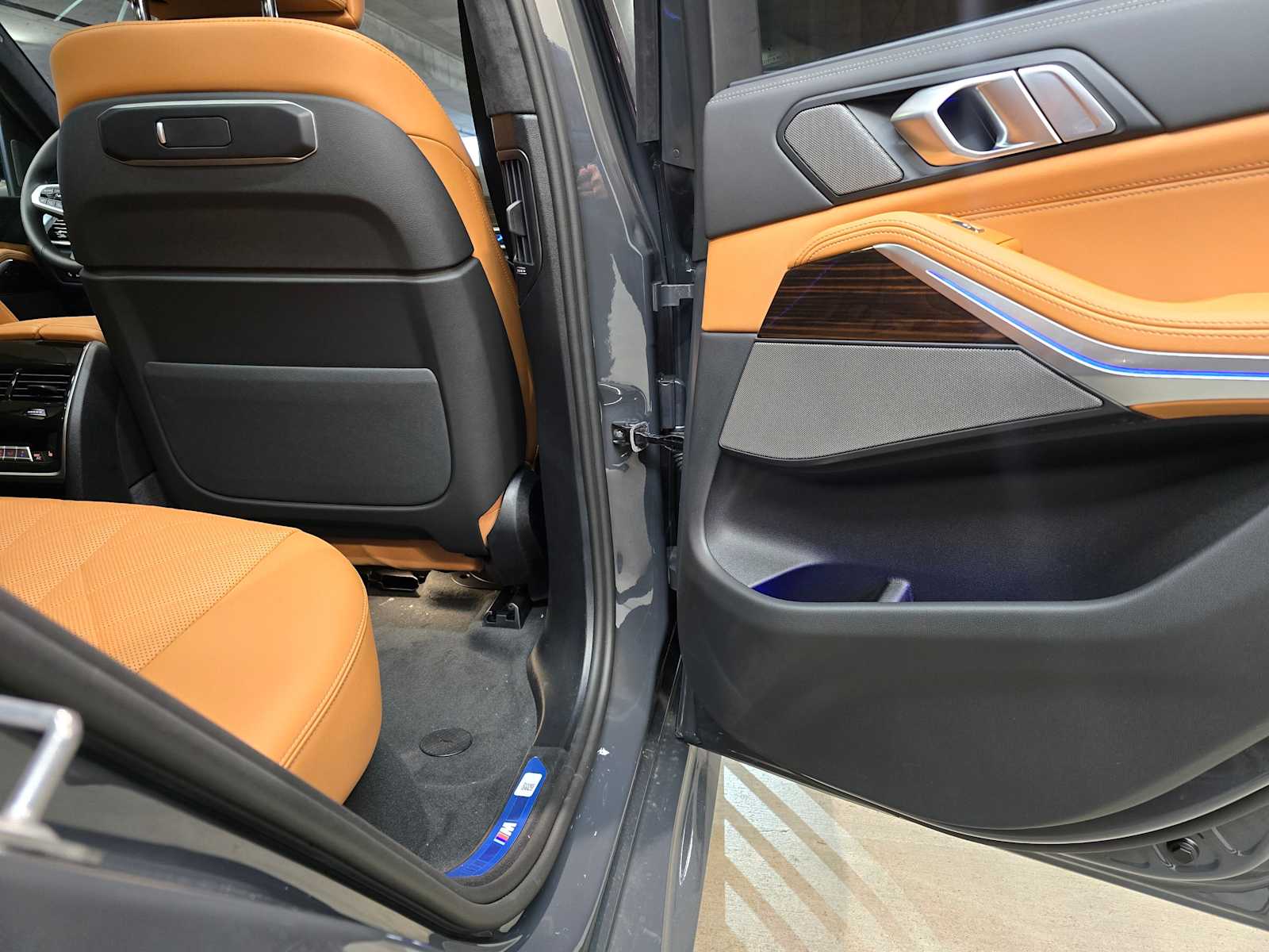 Thumbnail: 2026 BMW X5 - 26