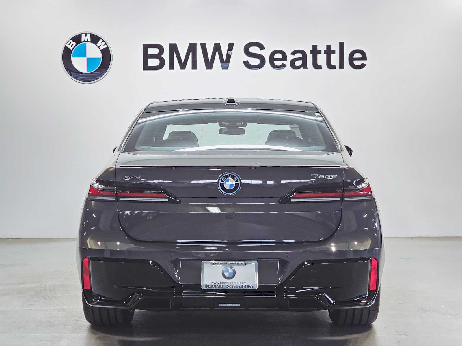 Thumbnail: 2026 BMW 7 Series - 5