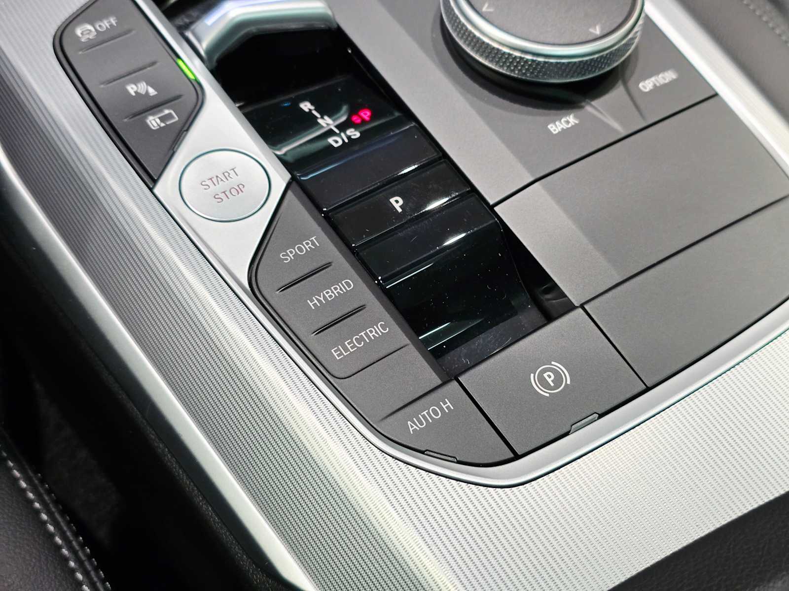 Thumbnail: 2023 BMW 3 Series - 17