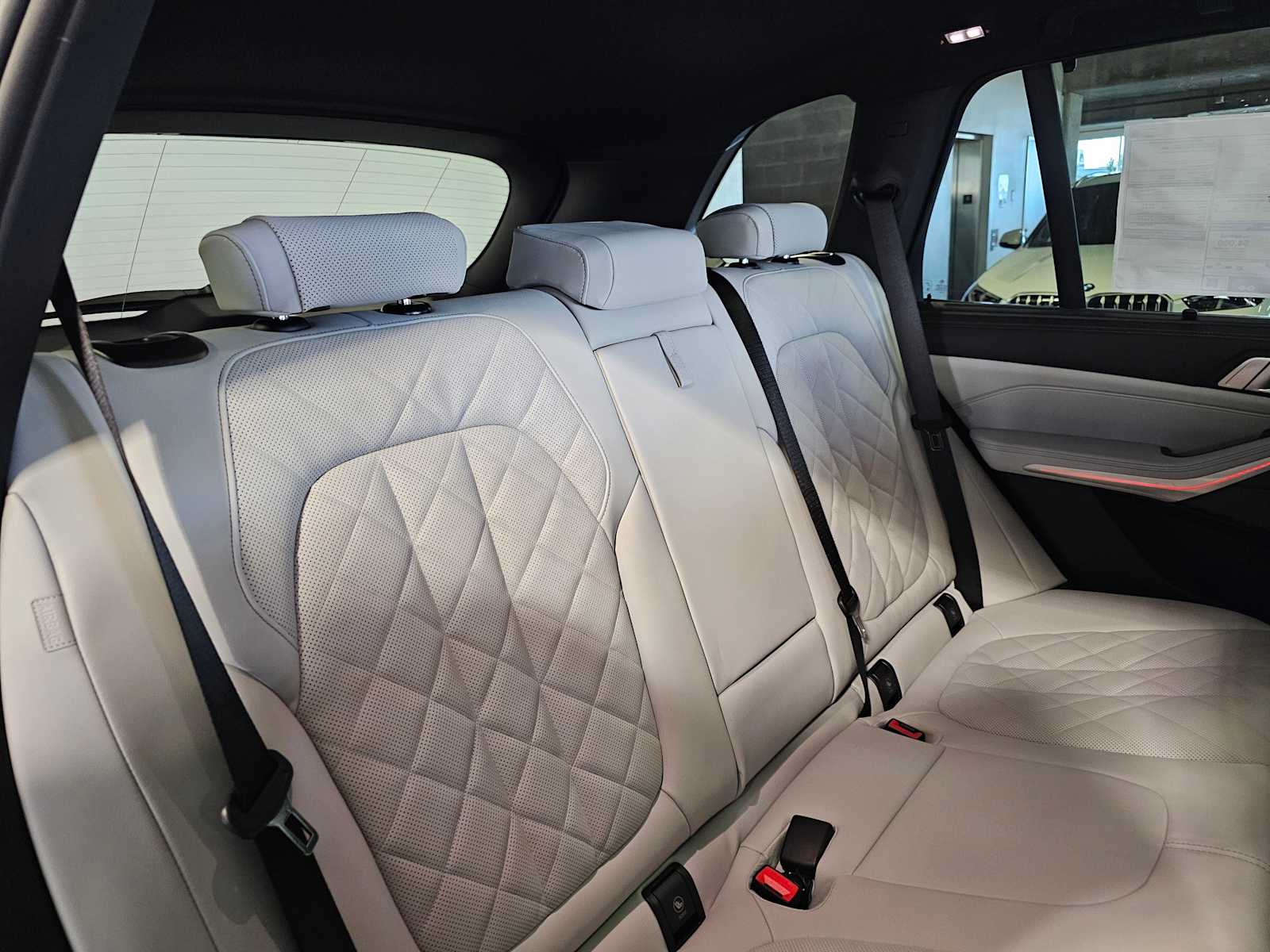 Thumbnail: 2026 BMW X5 - 40