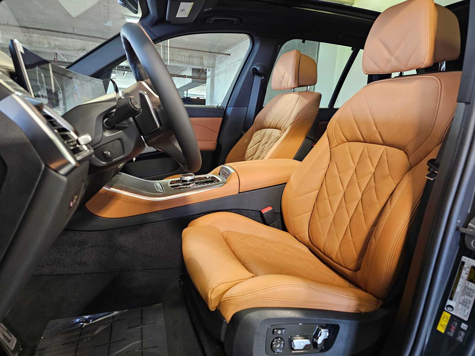 Thumbnail: 2026 BMW X5 - 33